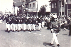 1975
